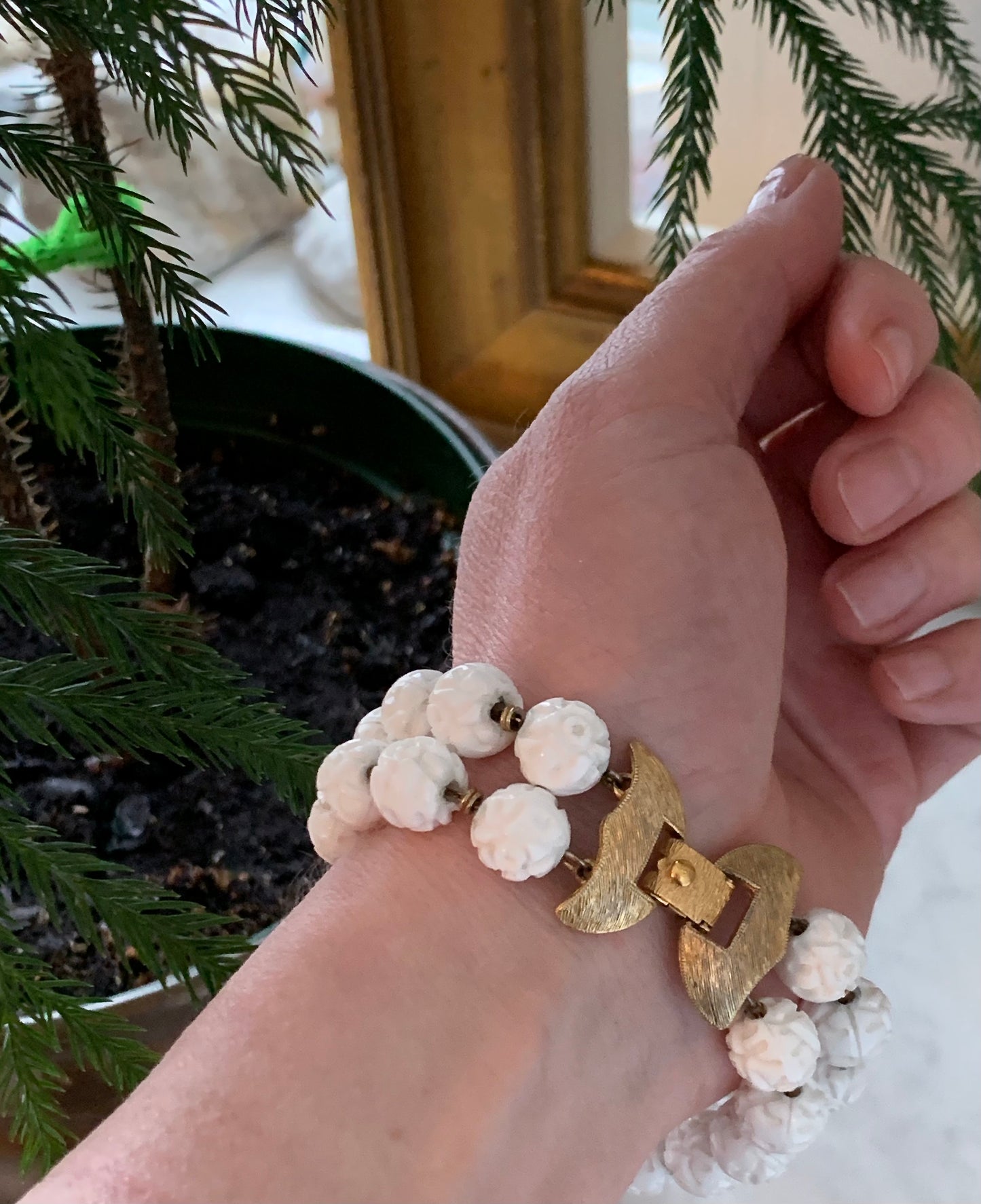 Monet: Winter Blooms