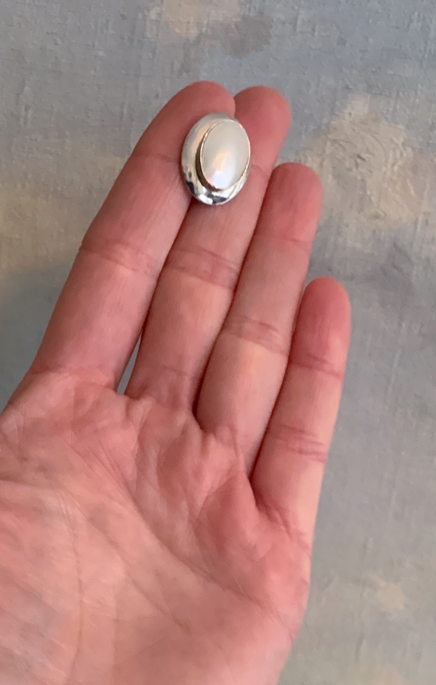 Pearl: Nacreous